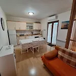 Apartman Eskinja *