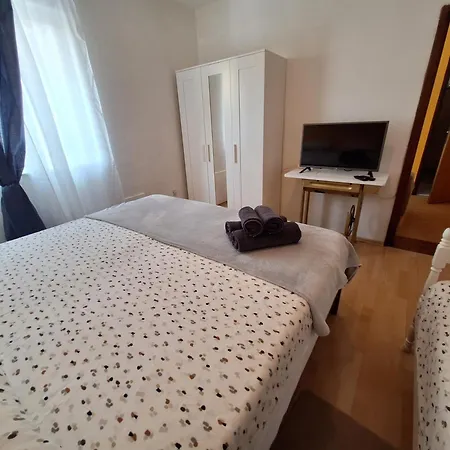 Eskinja Appartamento *