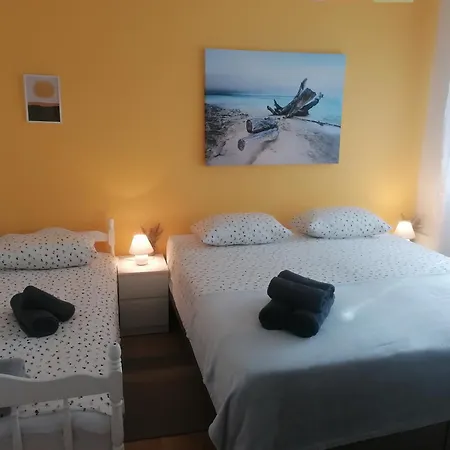 Apartment Eskinja *