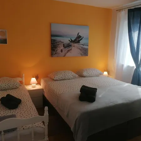Apartment Eskinja *