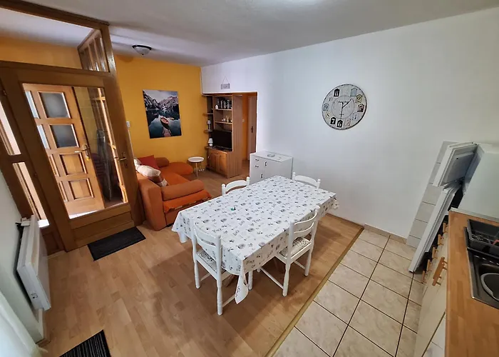 Apartamento Eskinja *