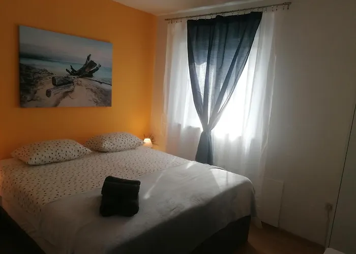 Eskinja Biograd Na Moru